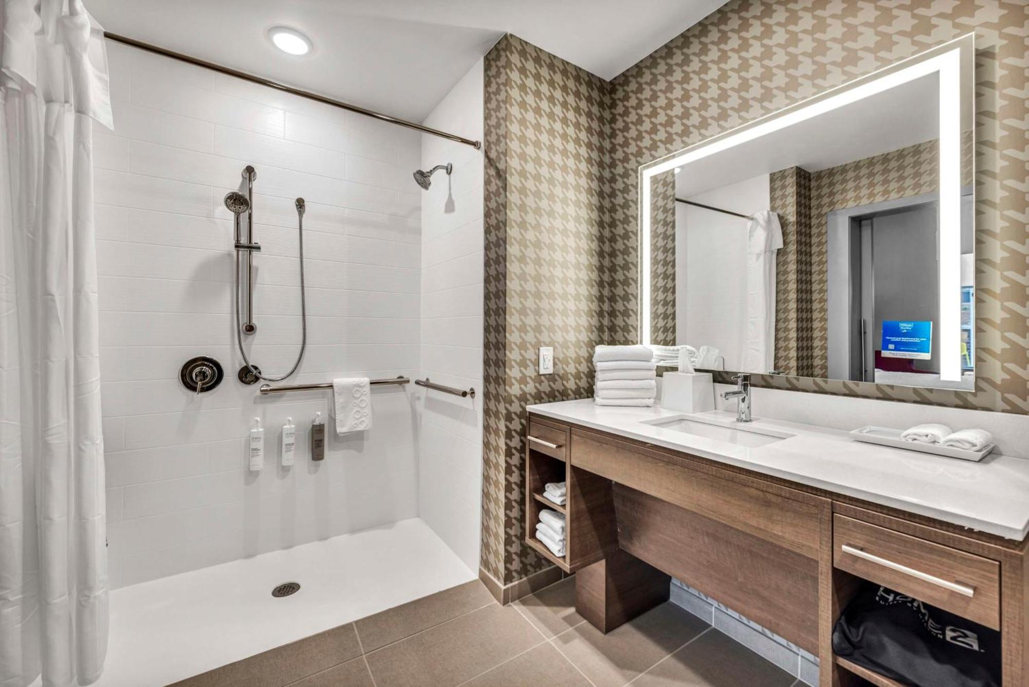 Home2 Suites By Hilton Raleigh West Lenovo Center エクステリア 写真