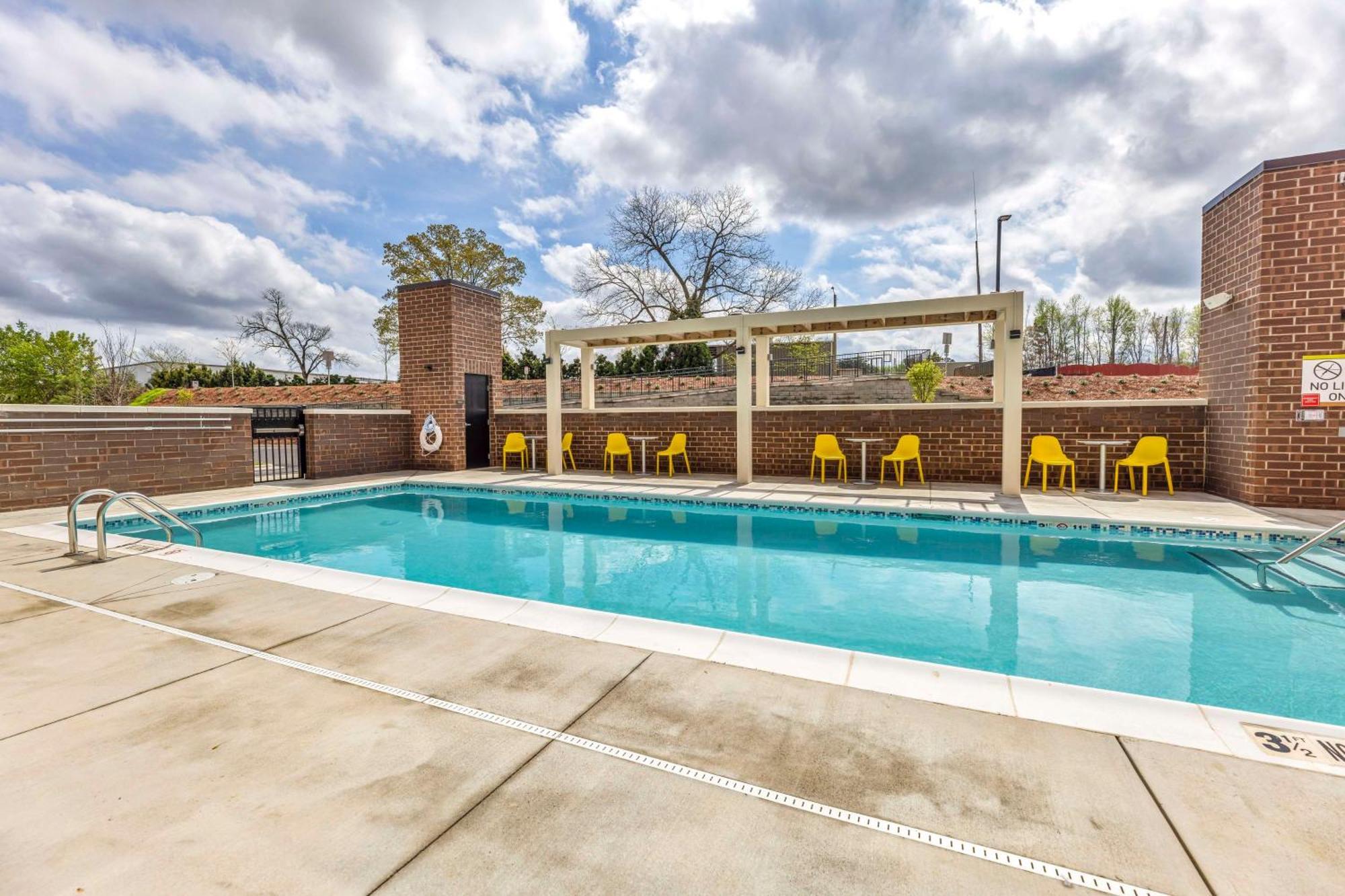 Home2 Suites By Hilton Raleigh West Lenovo Center エクステリア 写真